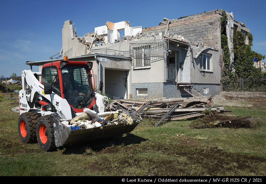 Tornadoes or Flash Floods - Bobcat Loaders Aid Firefighters